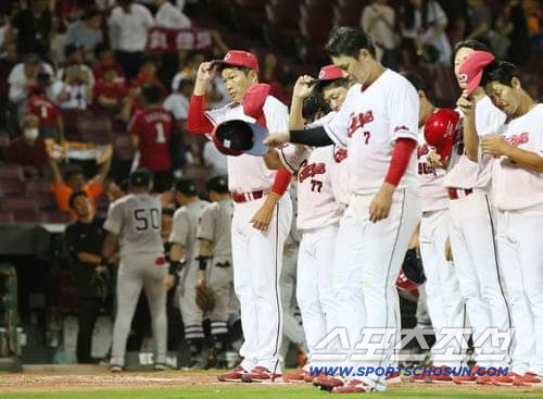 감독=아라이-타격코치=아라이, 75년 일본프로야구 첫 '1군 감독-코치'…