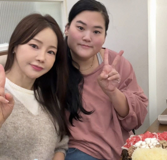 '류필립♥' 미나, 시누이 수지와 손절설 정면돌파..."둘이 데이트 너무…