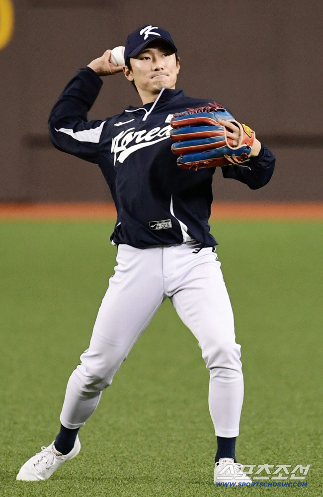 "외야로 보내자는거 내가 반대했었다. " 대주자 요원을 대표팀 감독이 돼…