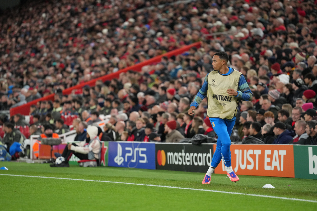 "꺼져라, 쥐XX야" 최악의 배신자 낙인 찍힌 아놀드의 최악의 안필드 원…