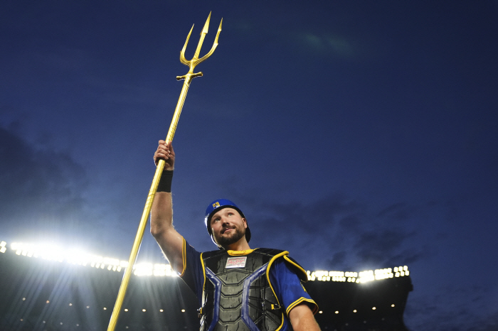 60홈런 'MVP 강탈' 논란 나오나! → 저지 양키스 프리미엄? "의심할 여지 없어!"