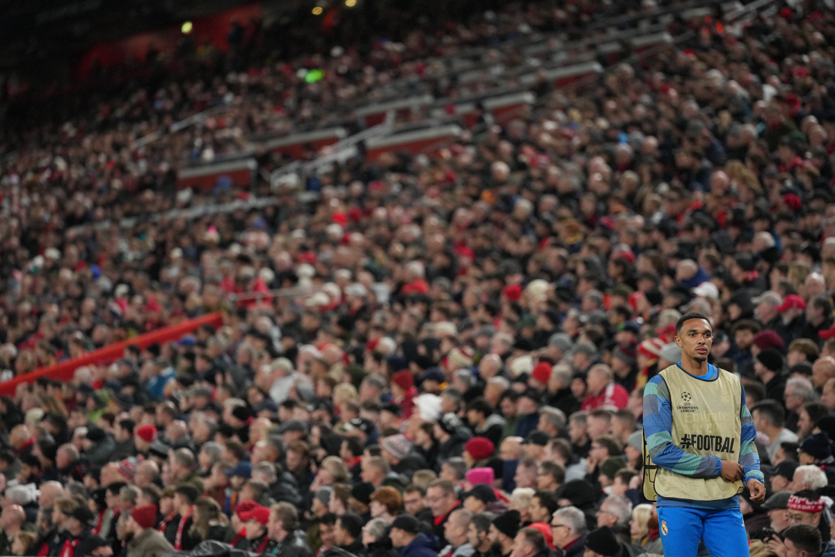 "잘가라 쥐새끼" '조롱+야유+폭언+패배' 종합 선물세트 받고 스페인 복…