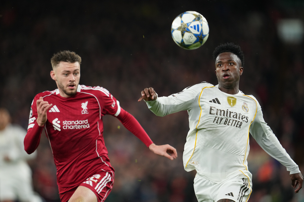 "잘가라 쥐새끼" '조롱+야유+폭언+패배' 종합 선물세트 받고 스페인 복…