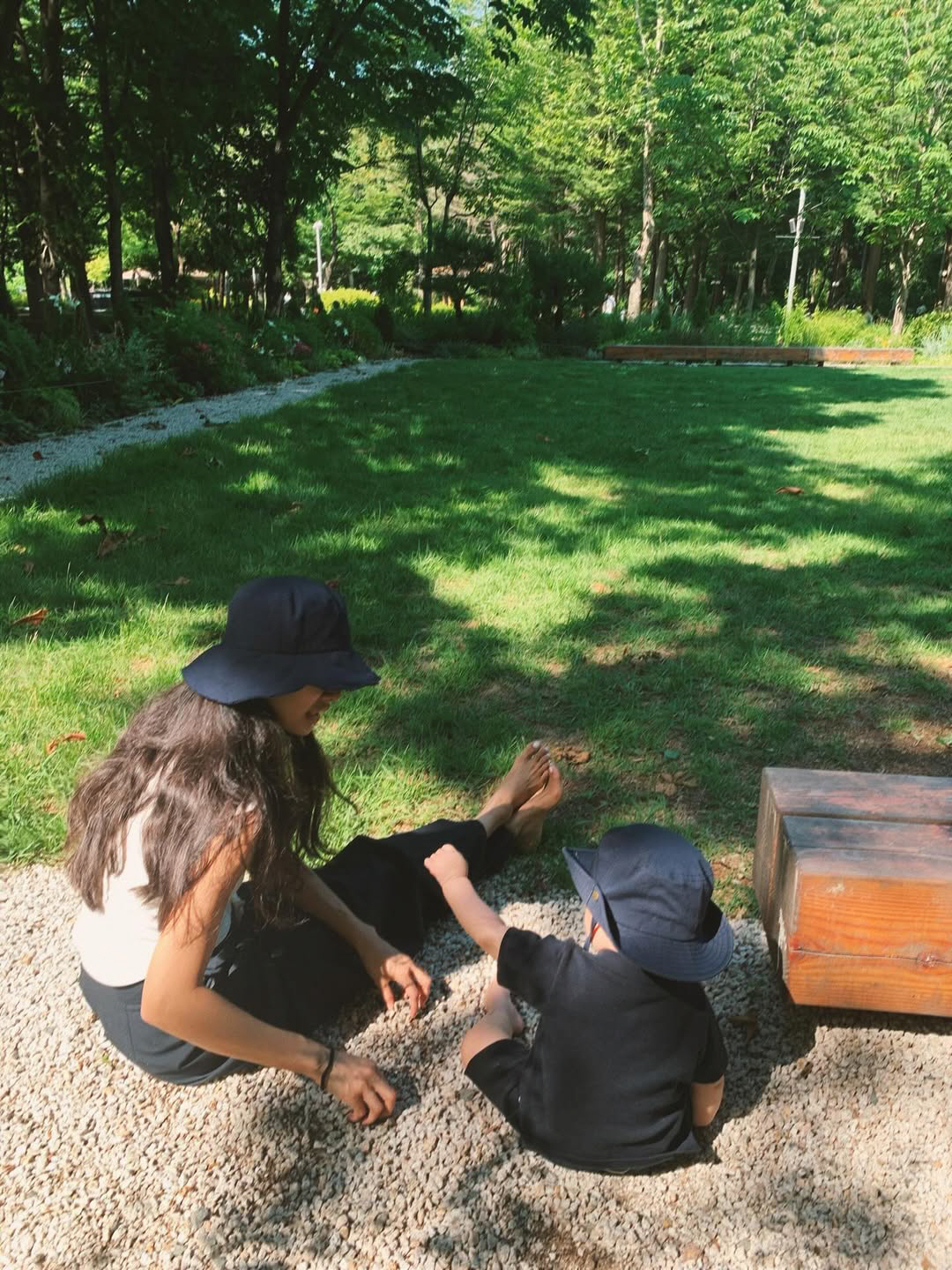 문가비, '정우성 혼외자' 공개 후 분노 터졌다..."子 일상, AI 합…