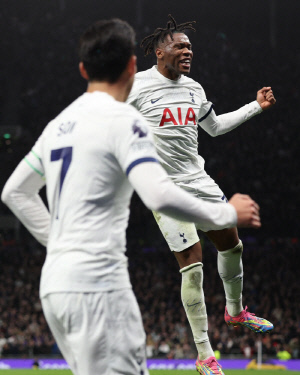 역대급 충격 사건! 총기 위협 당한 '손흥민 토트넘 파트너'…구단 공식 입장 