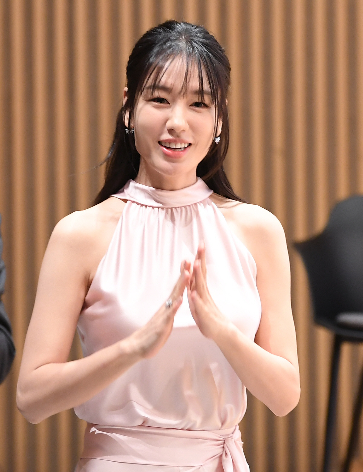 ‘키스는 괜히 해서’ 안은진 “대본에 도파민 터져…로코 갈증 해결”