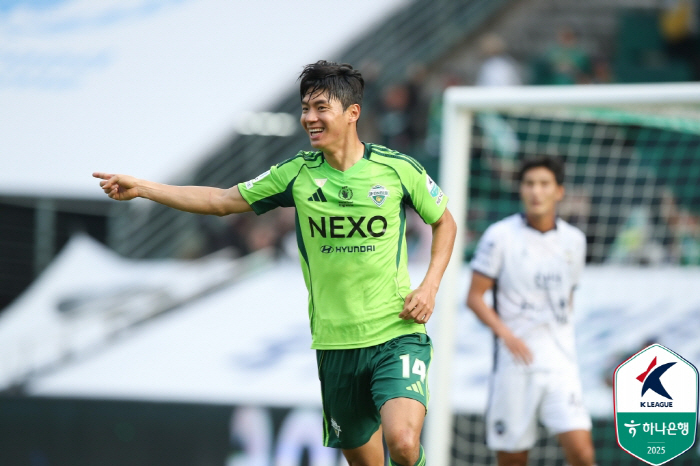 조금 달아난 '선두' 싸박, 하지만 안심은 금물...'일정 미소' 이호재…