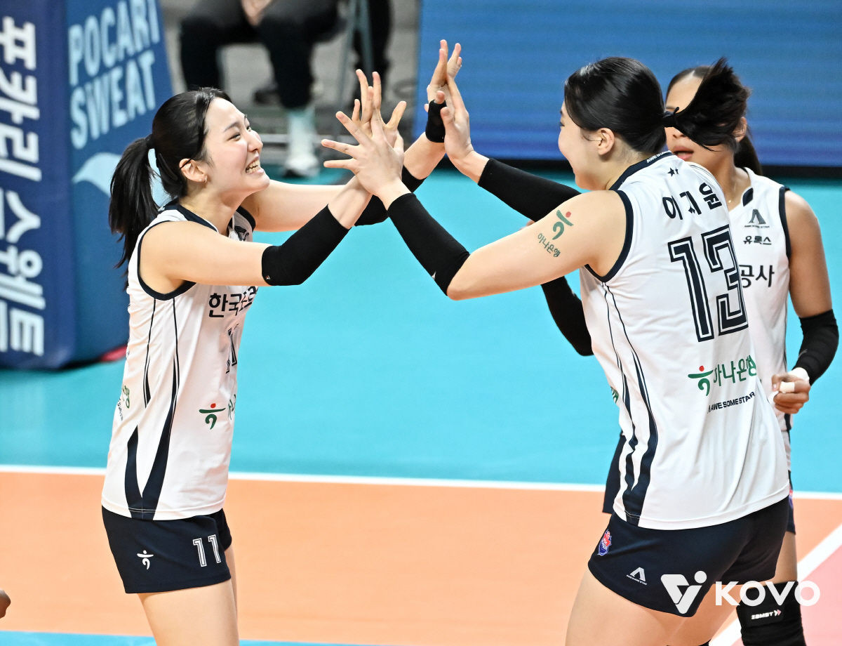 "국내 득점 1위 대단, 평균 20득점 이상 해주길" 고희진vs김종민, …