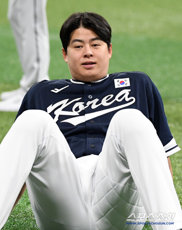 준우승 아쉬움 묻고 국대 온 노시환 "다음엔 진짜 우승을 목표로..."