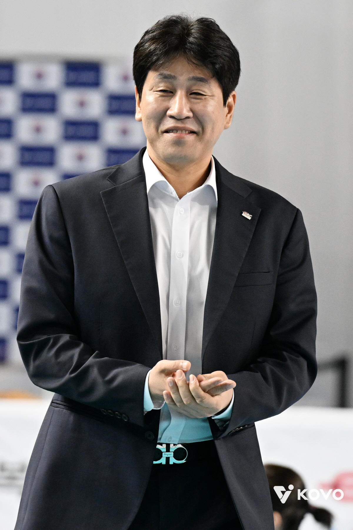 "단한순간도 나태해본 적 없다" 지휘봉 잡은지 13년 → 200승 달성!…