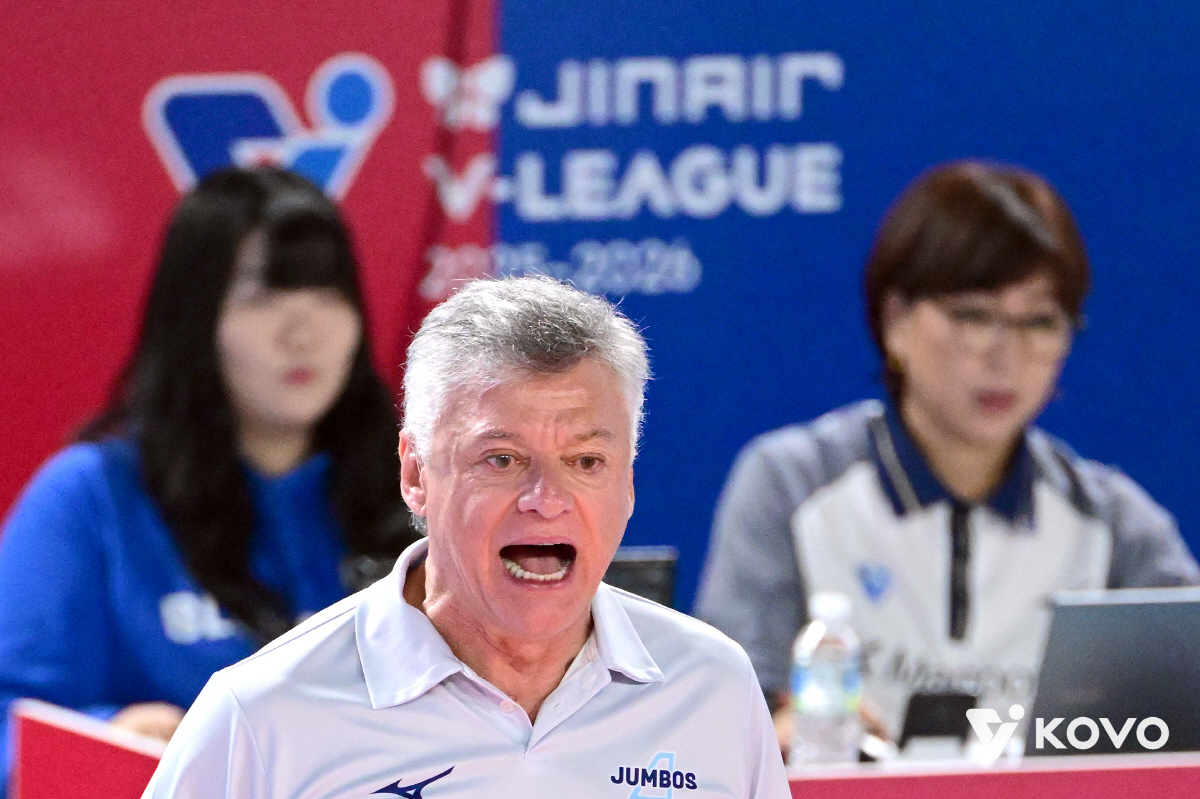 공격 성공률 63% 용병한테 잔소리를 하다니!! → 외국인 감독이라 가능…