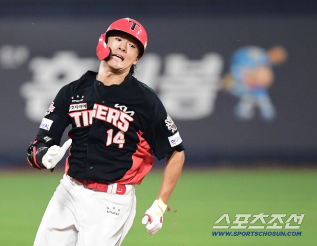 "찬호형 다음 나이 많지만, 싸워서 경쟁"…어느덧 28살, FA 협상 결…