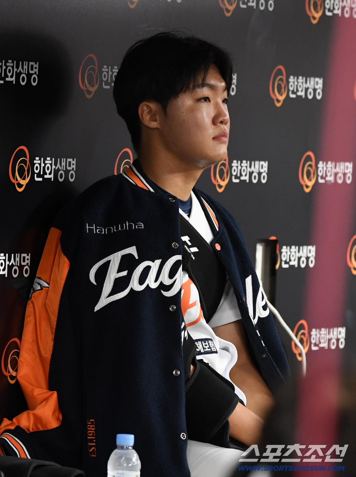 "더 좋은 선수되겠습니다" 눈물로 다짐한 19세 슈퍼루키…KS →태극마크…