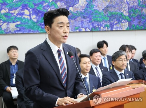 강훈식 "탄핵 후 맨바닥서 출범…나라 기초 세운다는 마음"