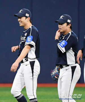 '안타 도둑과 드디어 대면' 태극마크 달고 만난 박해민과 문현빈, 수비 노하우 대방출[고척 현장]