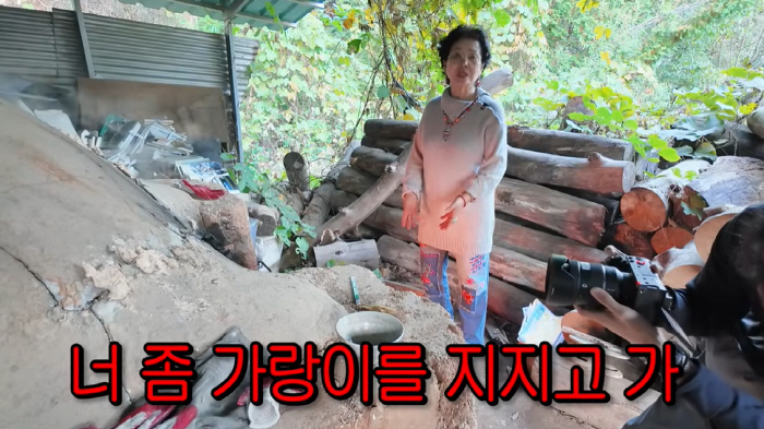 '임신 요정' 선우용여, 아궁이 앞 소신발언 "가랑이 벌리고 앉으라"