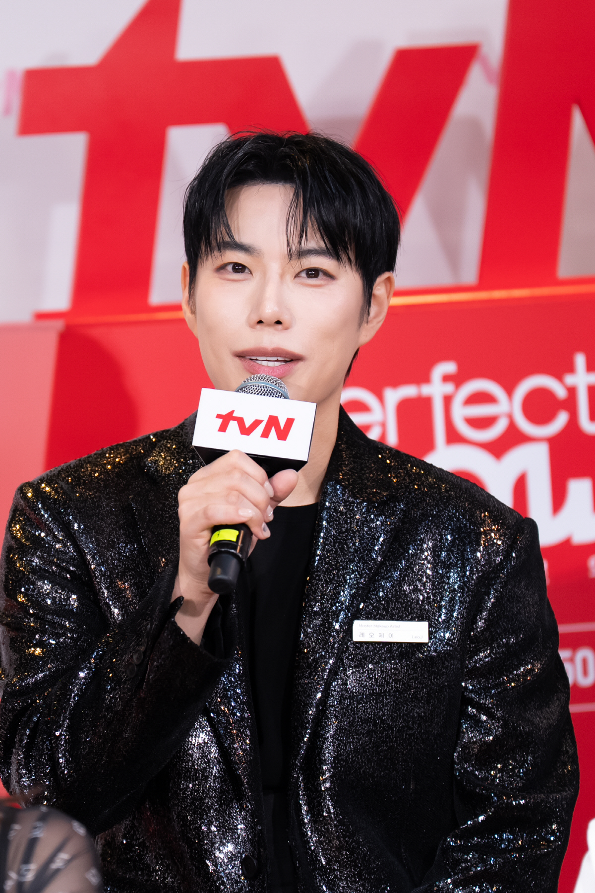 [SC현장] "머리부터 발끝까지 '꾸꾸꾸'"…'퍼펙트 글로우' 라미란→박…