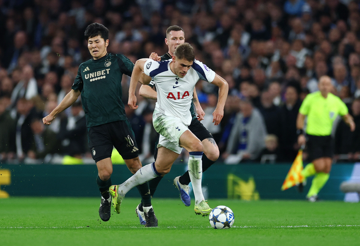 '韓 최초 푸스카스상' 손흥민 덕분에 이게 된다고? SON→라멜라→판 더…