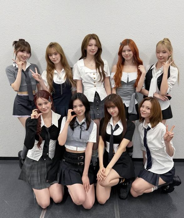 니쥬 니나, 9세 연상 기타리스트와 '자택 심야 데이트' 사진 유출…JY…