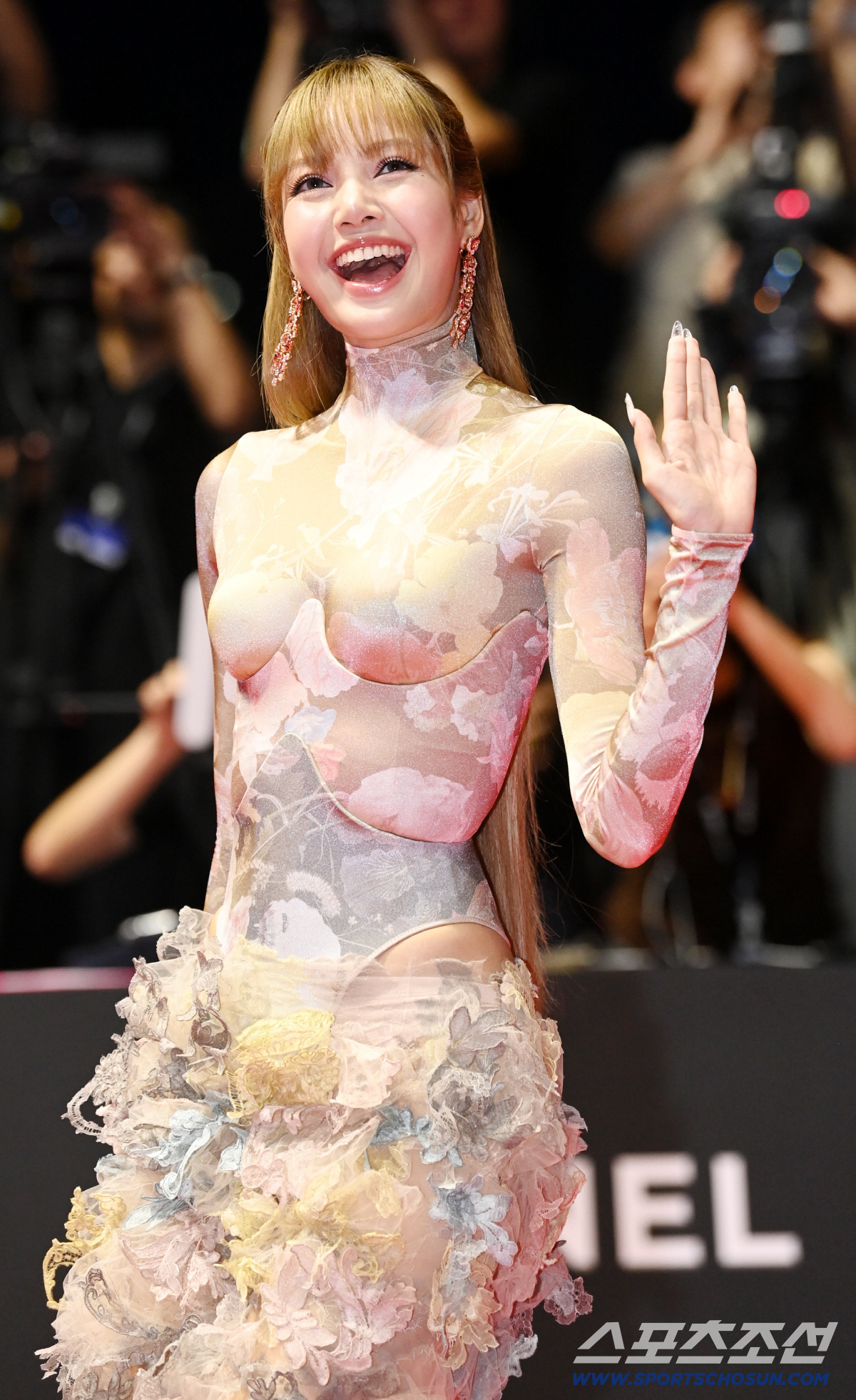 블랙핑크 리사, 진짜 '디즈니 공주' 된다…'라푼젤' 유력 후보[SC이슈…