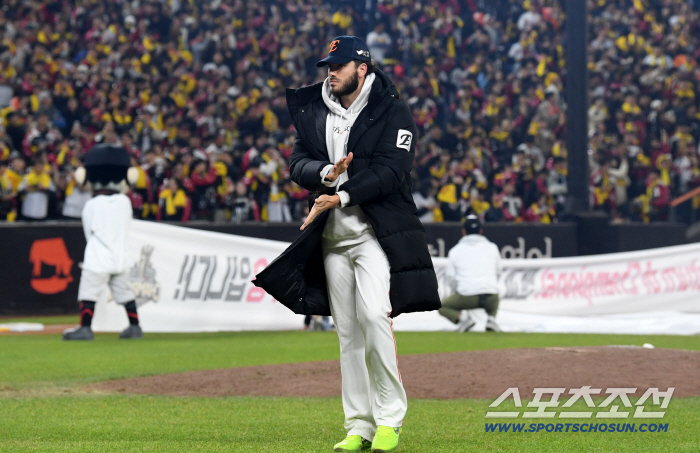 9개 구단 절망? 폰세 빅리그급 아닌가 → "돈 벌고 싶으면 한국서 에이스 노릇하는 게 나을수도" MLB닷컴의 현실적 충고