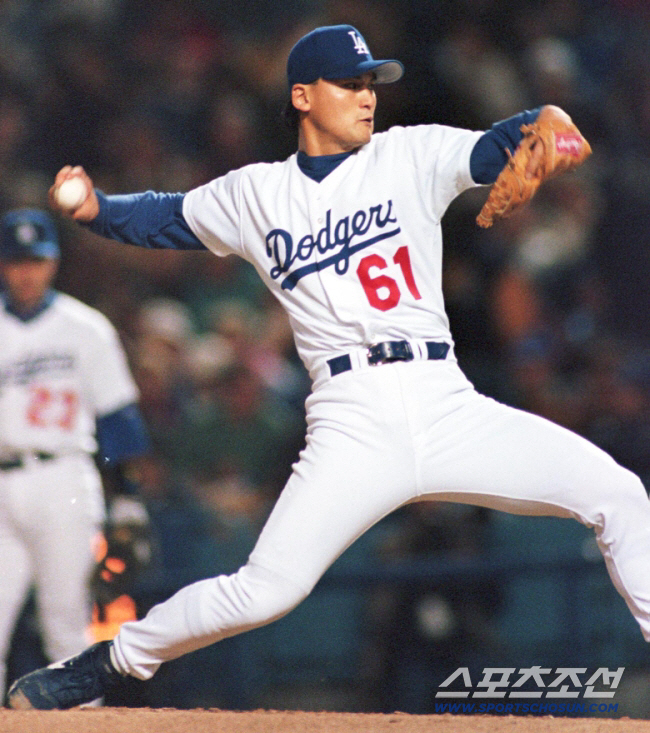 '코리안특급은 진짜 얼마나 위대한 거냐' 박찬호의 ML 통산 124승, …