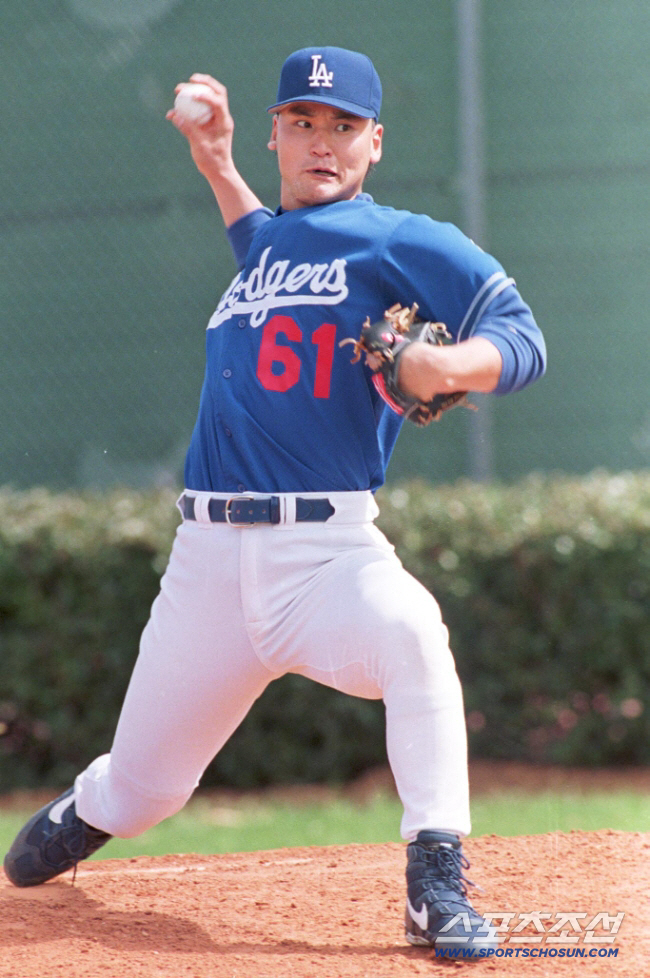 '코리안특급은 진짜 얼마나 위대한 거냐' 박찬호의 ML 통산 124승, …