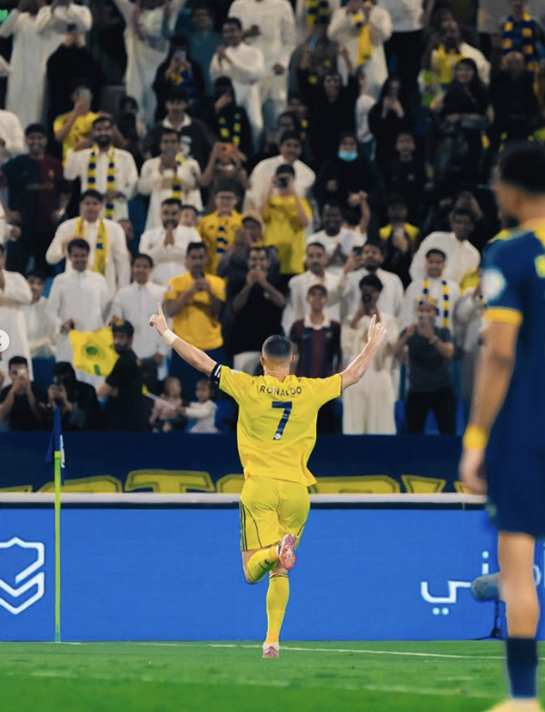 추하다! 'GOAT 호소인' 호날두, 갖지 못하면 깎아내린다..."월드컵…