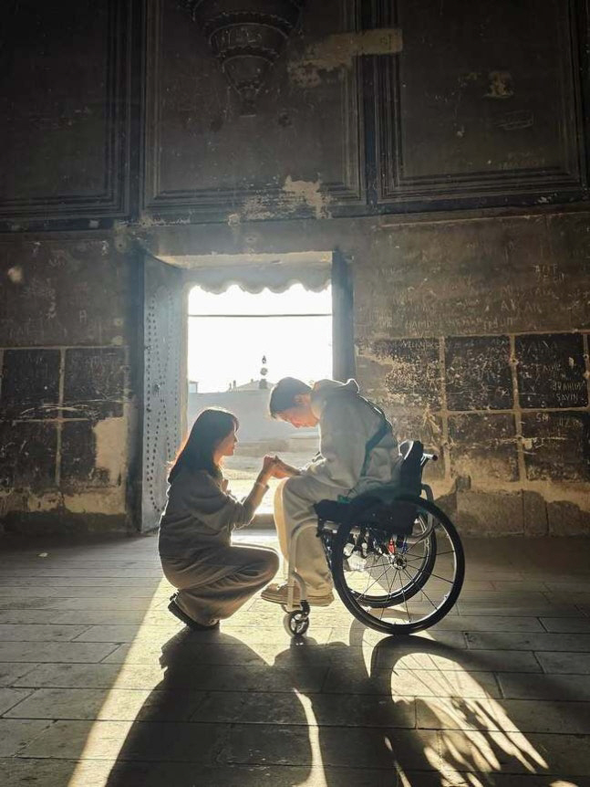 박위♥송지은, 튀르키예서 영화 같은 포즈로 ‘인생샷’[SCin스타]