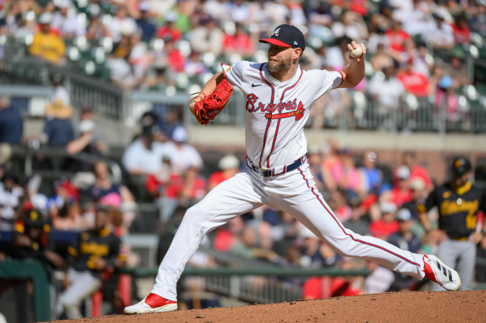 CYA 투수 못 보낸다! '선수단 박사' 새 감독에 김하성도 잡는다면, '완전체' ATL 부활을 꿈꾸다