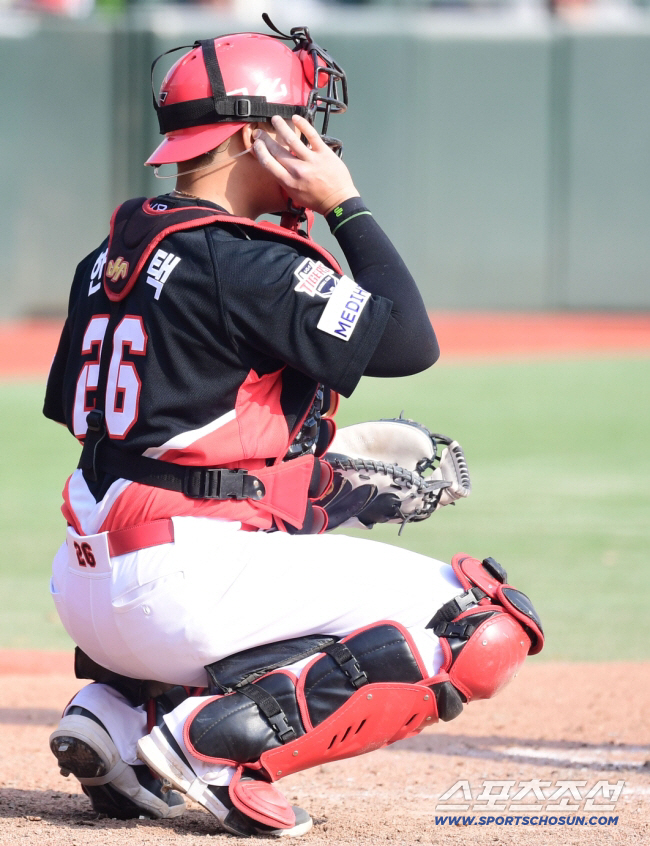 '보상금 9750만원' 트레이드보다 낫다, C등급 포수 '의외의 복병' …