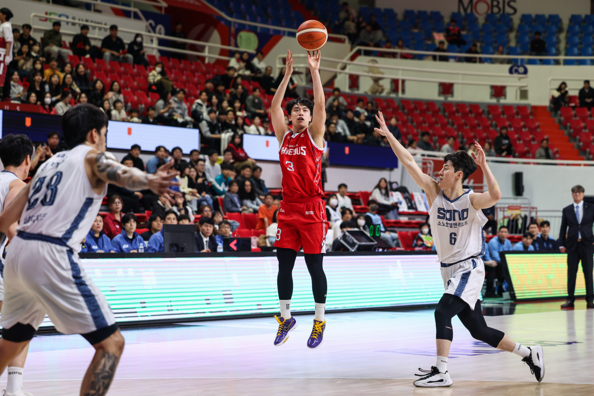 [현장분석] '쇼트 롤의 마법' 서명진 박무빈 눈부신 슛 셀렉션. 현대모…