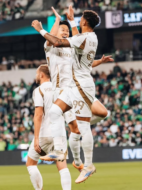 韓축구 만세! 손흥민, 단 3개월만에 역대 최고 거론...'흥부 듀오'→…