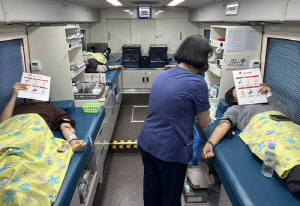 광주동부교육지원청, 생명나눔 '사랑의 헌혈' 동참