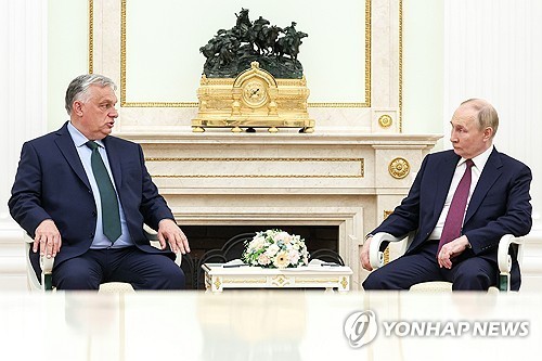 딜레마 빠진 헝가리…푸틴의 석유냐 트럼프의 환심이냐