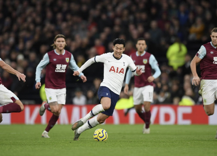 토트넘 '오피셜' 공식발표, '손흥민의 벽' 이렇게 높았나..."전설적인…