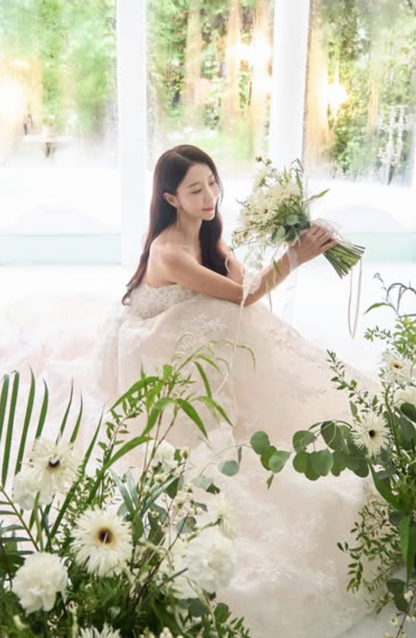 원진서, ♥윤정수 결혼 소감 "매순간 사랑받는 느낌, 행복 나누는 가정 …