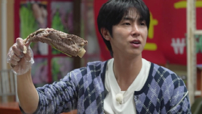 전현무, 정윤호와 함께 한우카세 '레슨' 받았다 "사장님 열정이.." (…