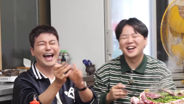 전현무, 정윤호와 함께 한우카세 '레슨' 받았다 "사장님 열정이.." (…