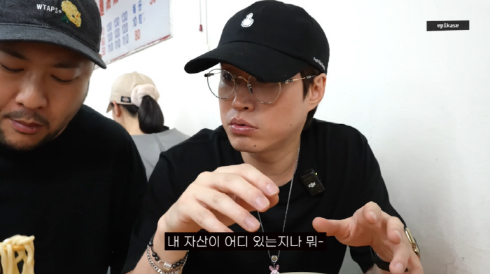 '45세' 타블로, 유서 영상 남겼다..."♥강혜정·딸 하루에 내 자산 …