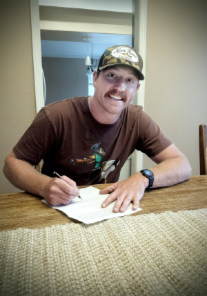 KT에 다저스 기운이? '연봉 14억' 사우어 영입 