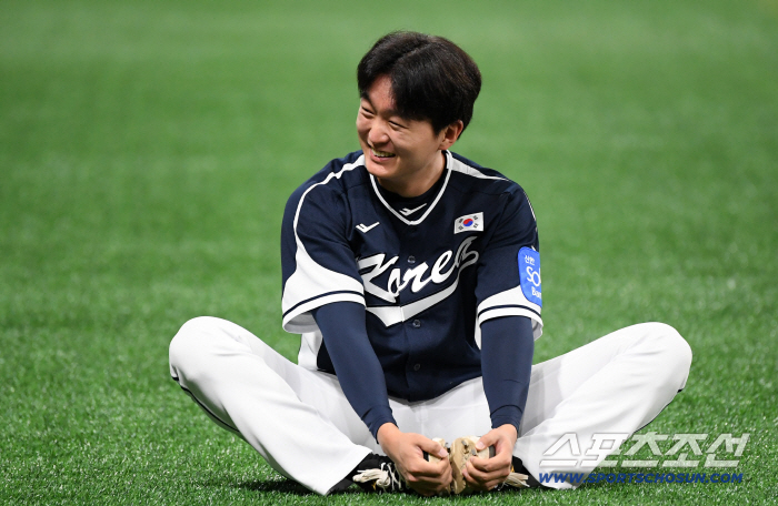 체코전 선발은 곽빈 → '벌떼 야구' 중심에 '영건 2인조' 있다