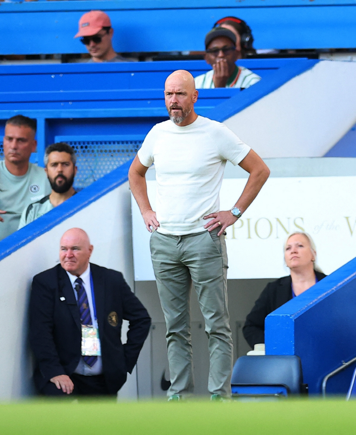 '경질 전문에서 구세주로?' 수난의 텐하흐, 명예회복 기회얻을까…위기의 …