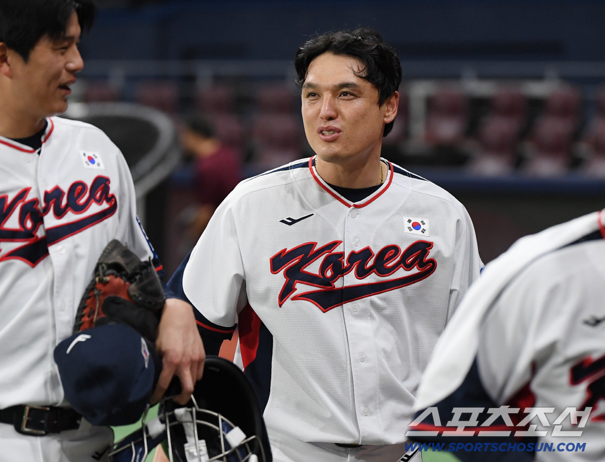 박동원 손목 통증 → 한화 때문? "어린 투수들 공 받기 무섭다. 너무 …