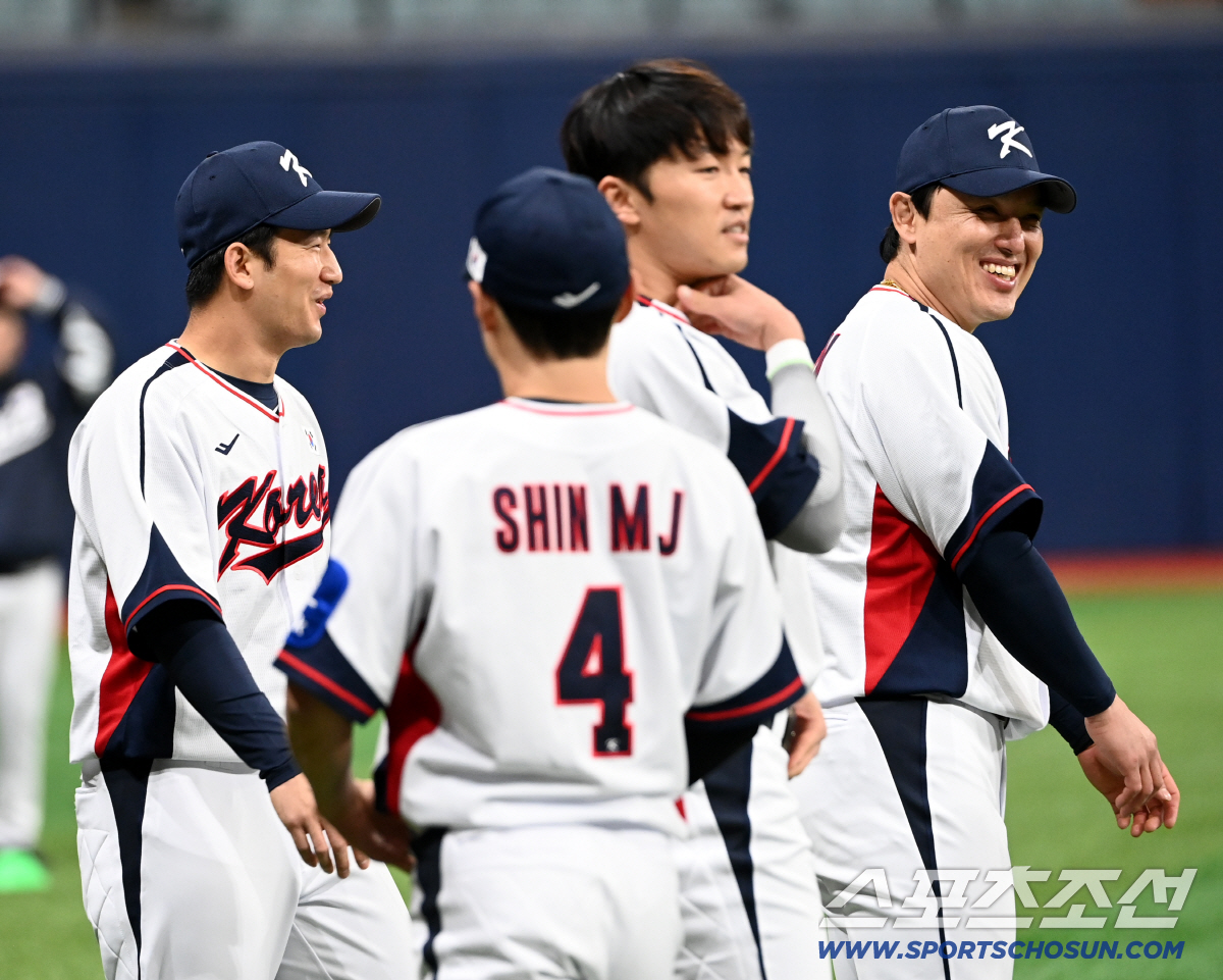 박동원 손목 통증 → 한화 때문? "어린 투수들 공 받기 무섭다. 너무 …