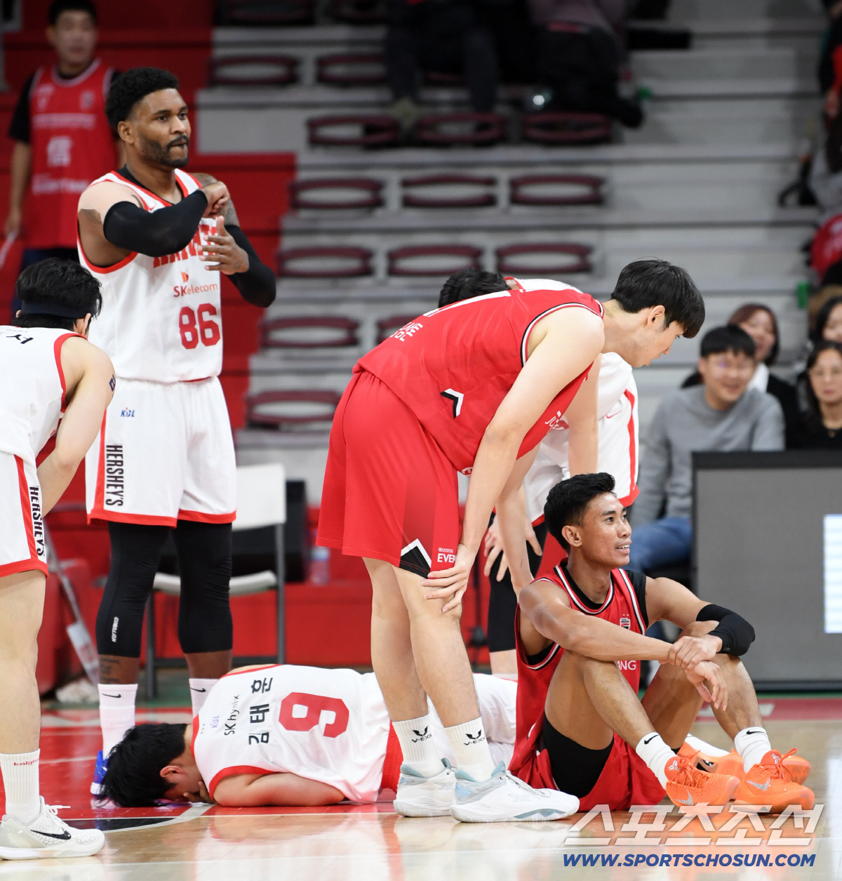 [포토] 김태훈-아반도 '충돌'