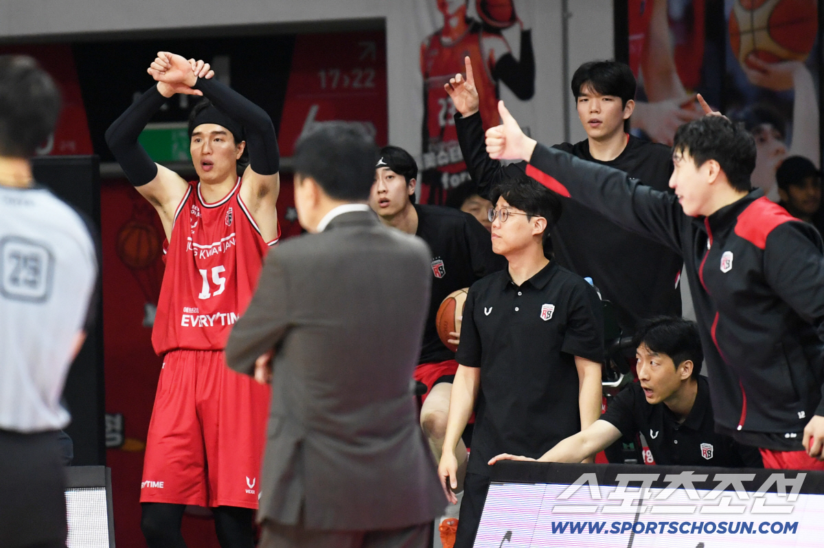 [포토] 김종규 '뛰고 싶다'