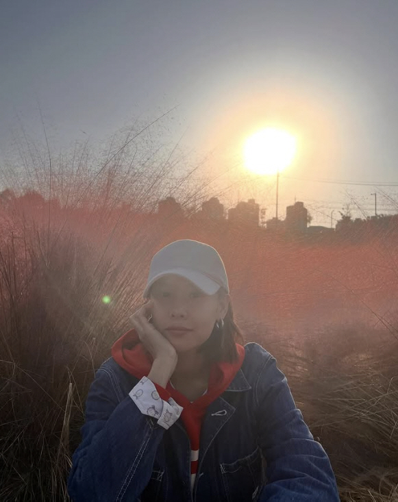 '조윤희 딸' 8살 로아, 父 이동건 판박이..큰 키까지 "완성형 비주얼…