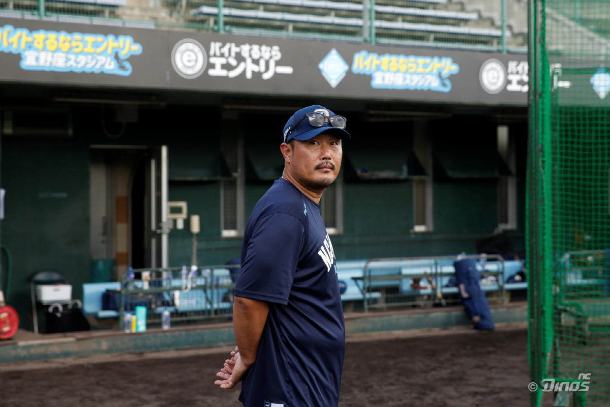 "지금 대한민국 최고 2루수" LG 육성선수 신화 똑똑히 지켜봤다, 똑같…