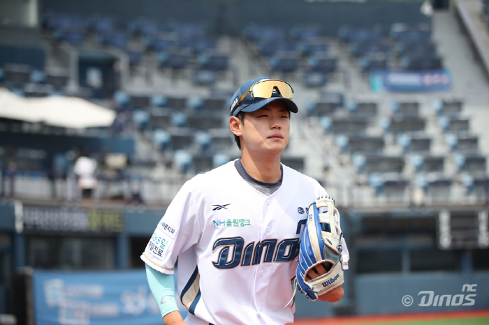 "지금 대한민국 최고 2루수" LG 육성선수 신화 똑똑히 지켜봤다, 똑같…